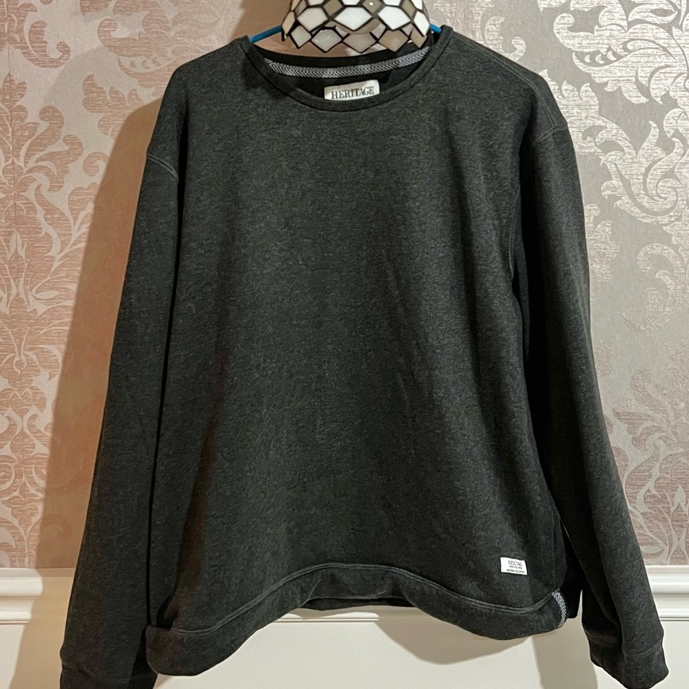 Men’s Heritage 1981 sweater. Like new. XL slim fit